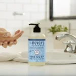 Mrs. Meyer's Clean Day Liquid Hand Soap, Rain Water Scent, 12.5 Ounce Bottle - Image 2