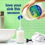 Softsoap Soothing Clean Liquid Hand Soap, Aloe Vera Fresh Scent, 50 fl oz - Image 2